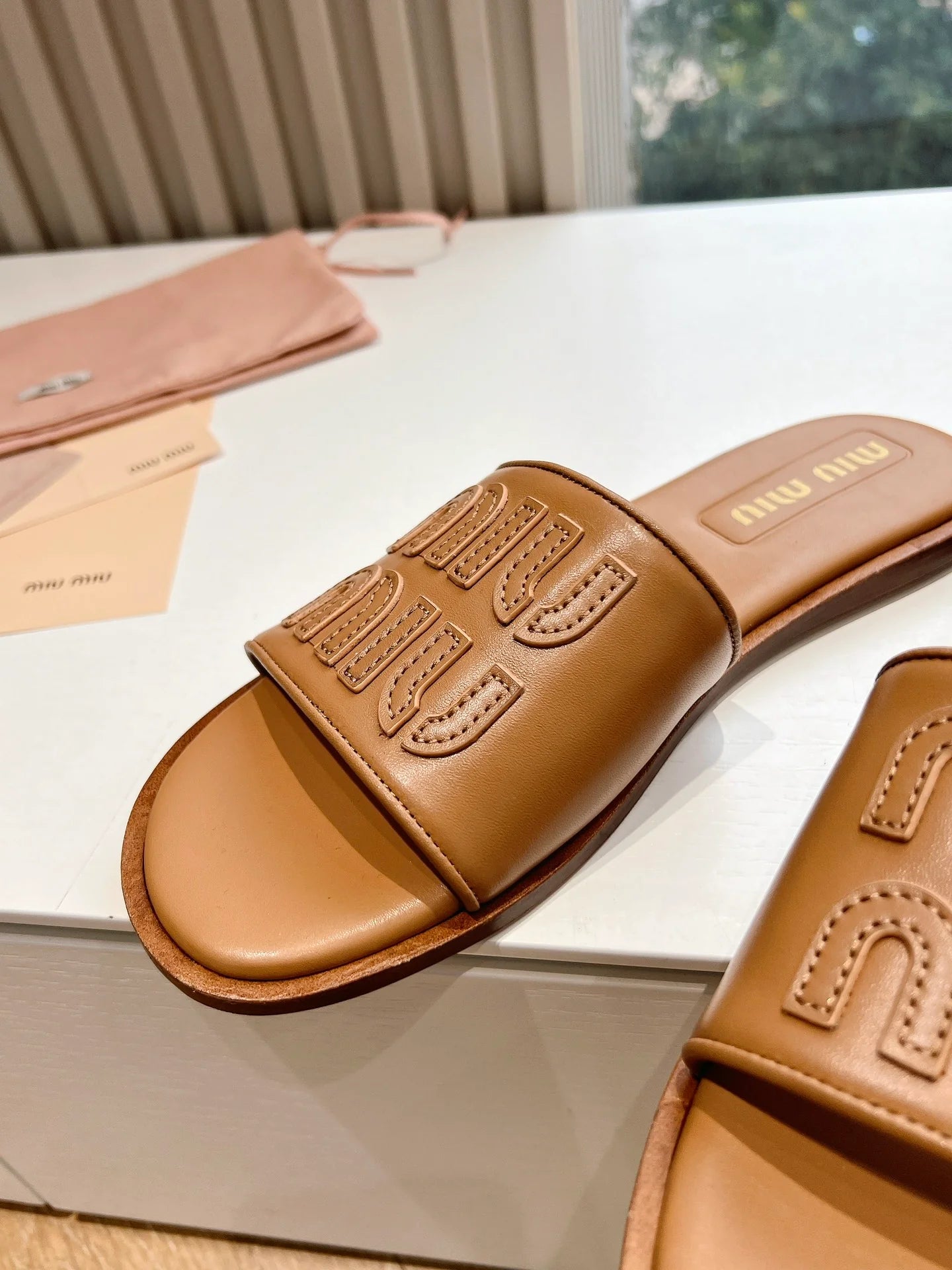 MIU MIU SANDAL
