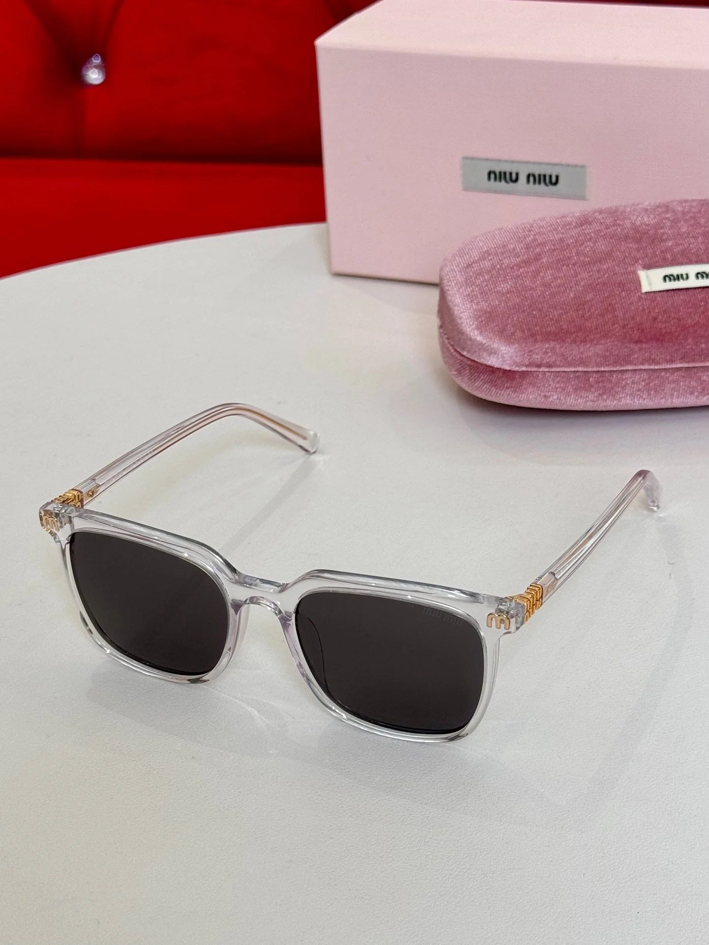 MIU MIU SUNGLASSES