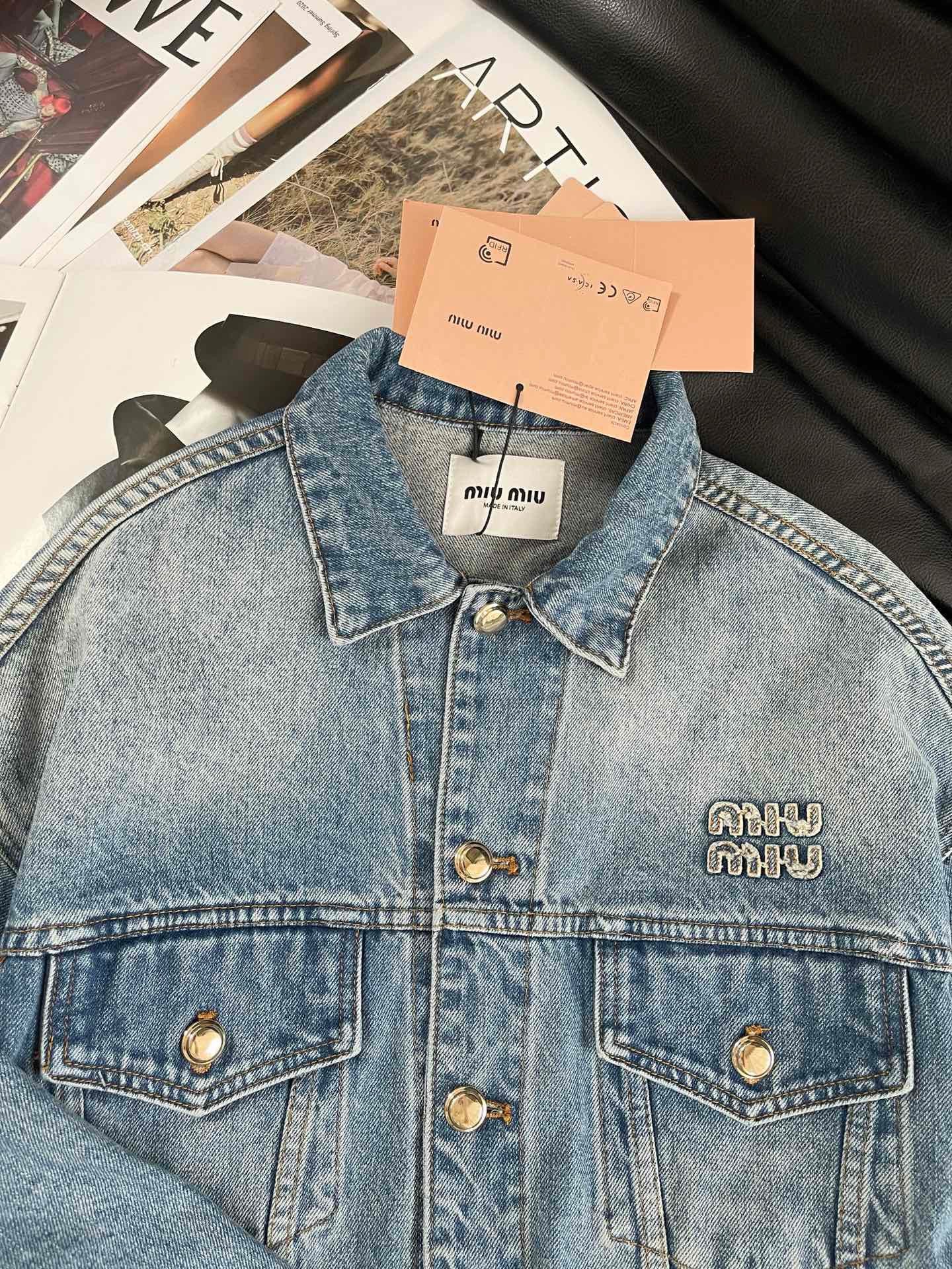 MIUMIU TOPS