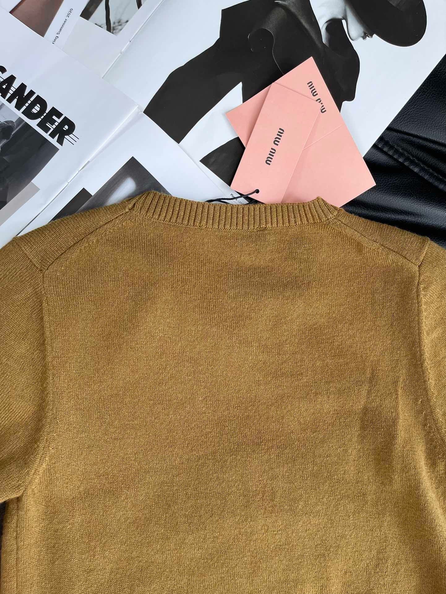 MIUMIU TOPS