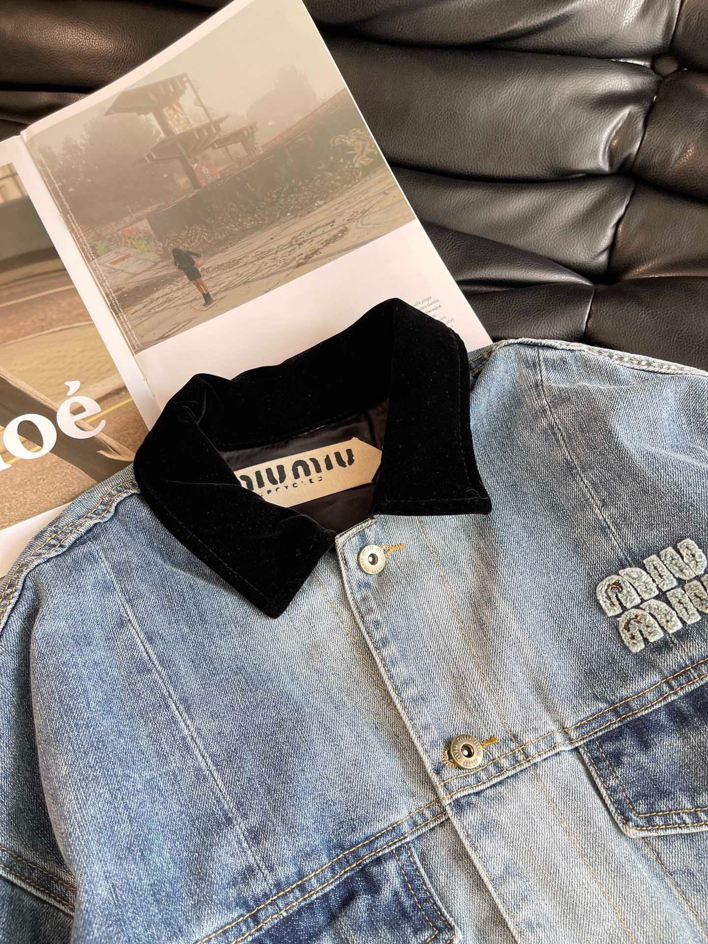 MIUMIU TOPS
