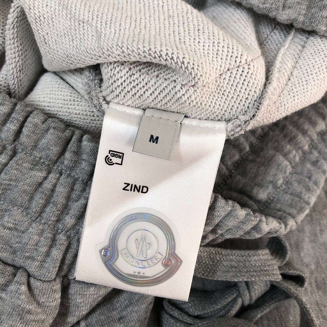 MONCLER SHORTS
