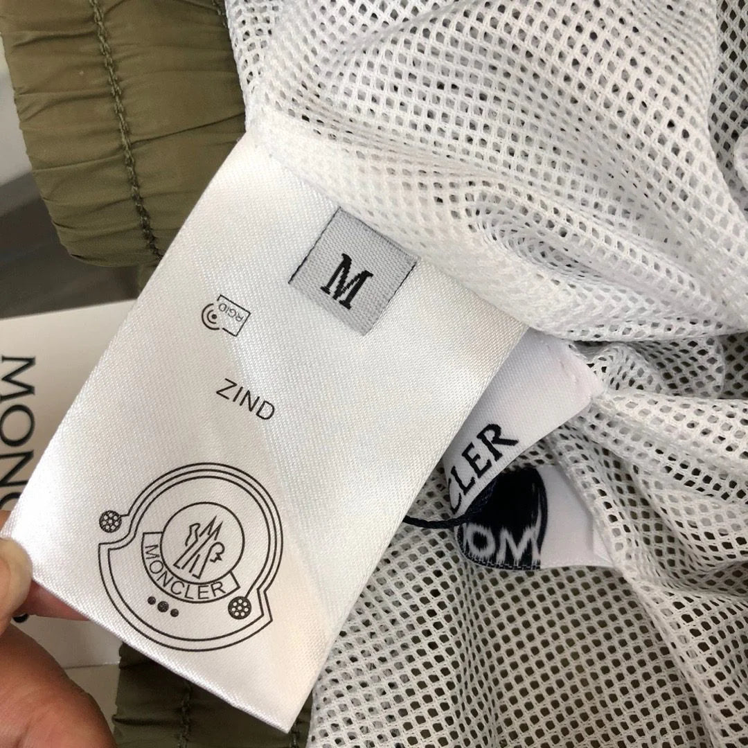 MONCLER SHORTS