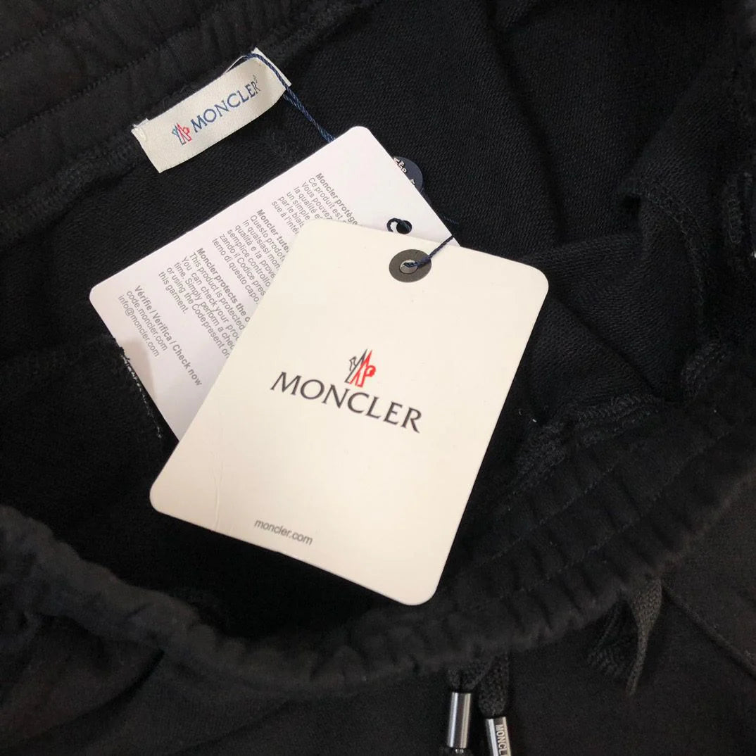 MONCLER SHORTS