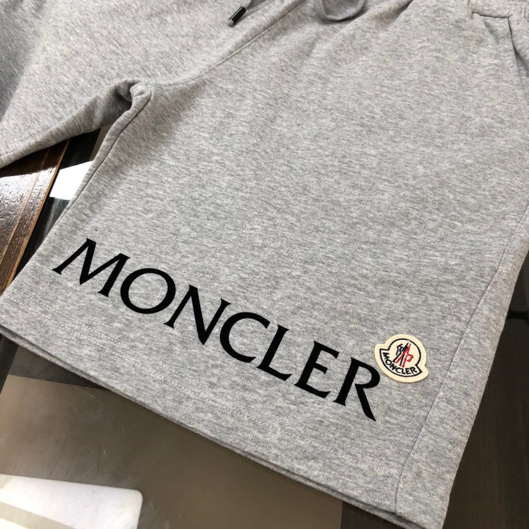 MONCLER SHORTS