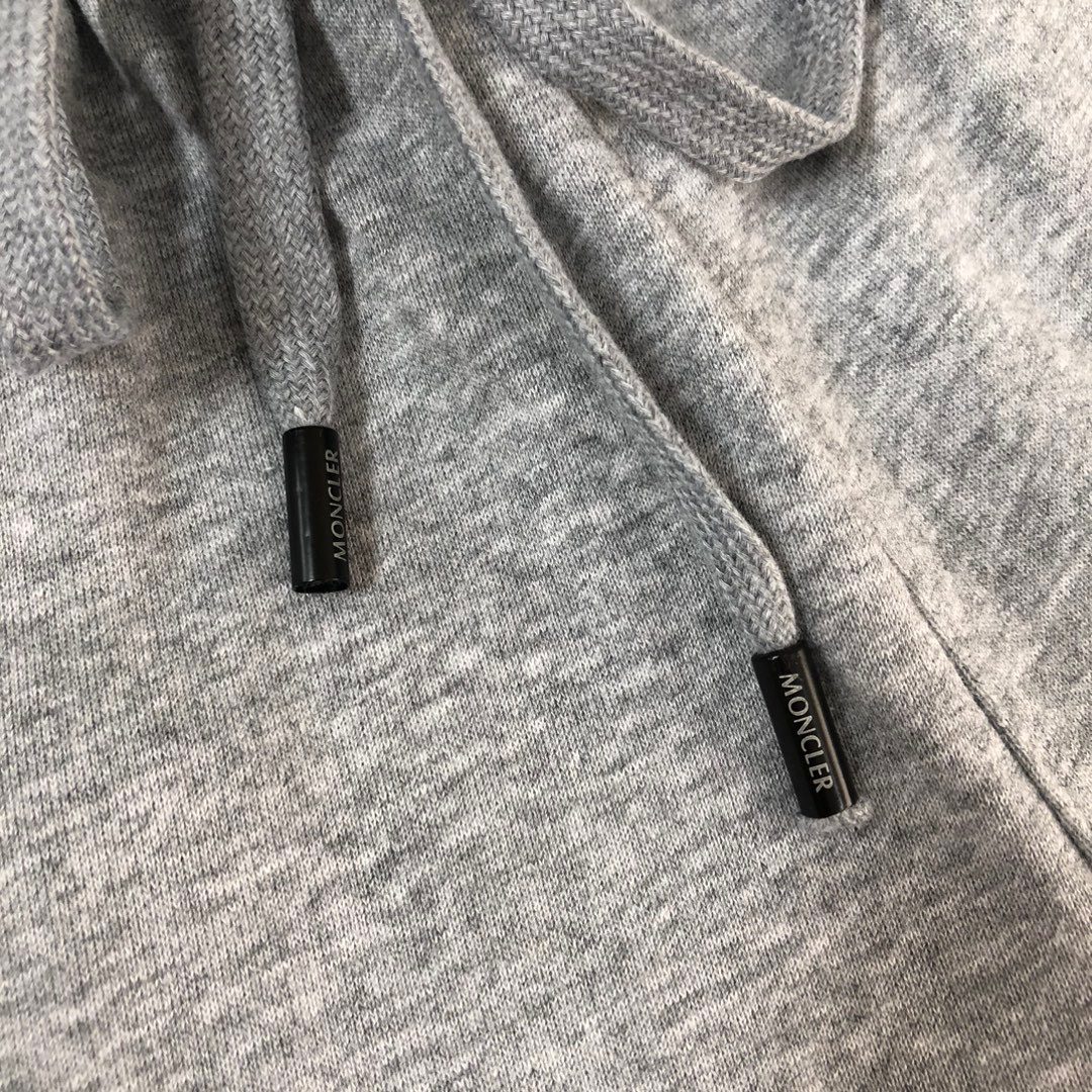 MONCLER SHORTS