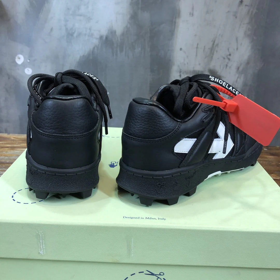 OFF WHITE SNEAKER