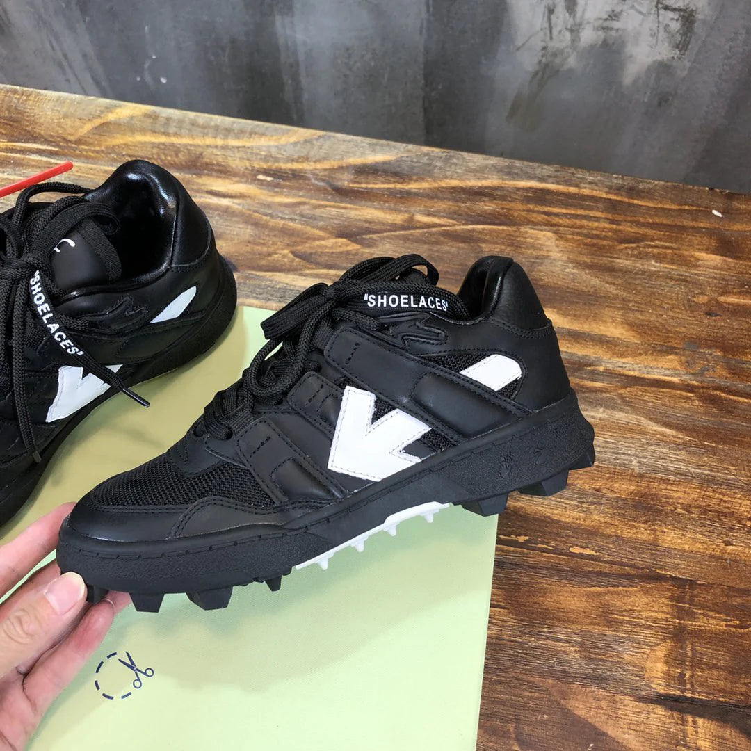 OFF WHITE SNEAKER