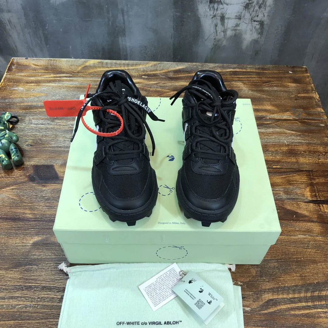 OFF WHITE SNEAKER