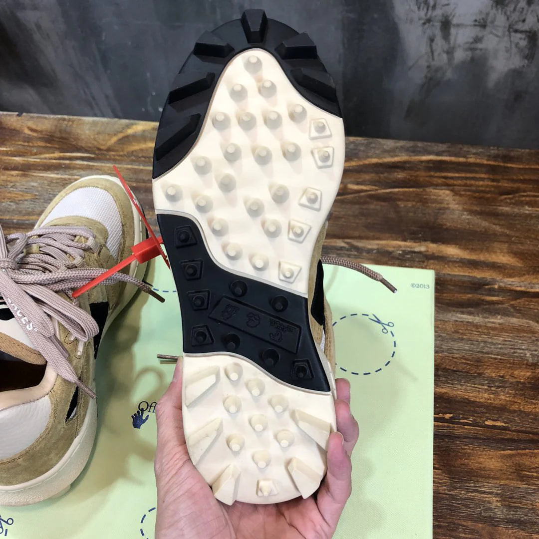 OFF WHITE SNEAKER