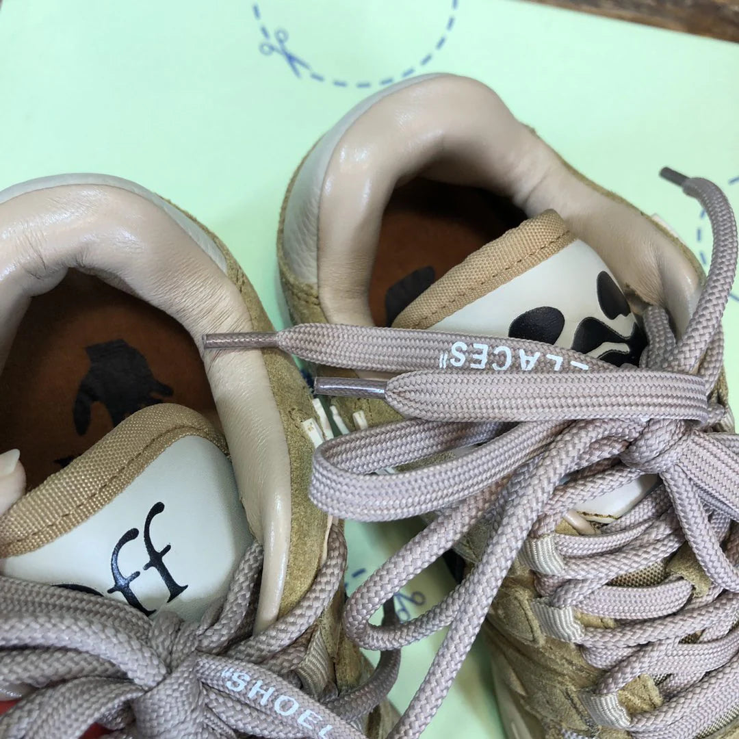 OFF WHITE SNEAKER