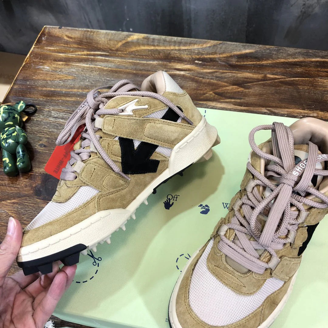 OFF WHITE SNEAKER