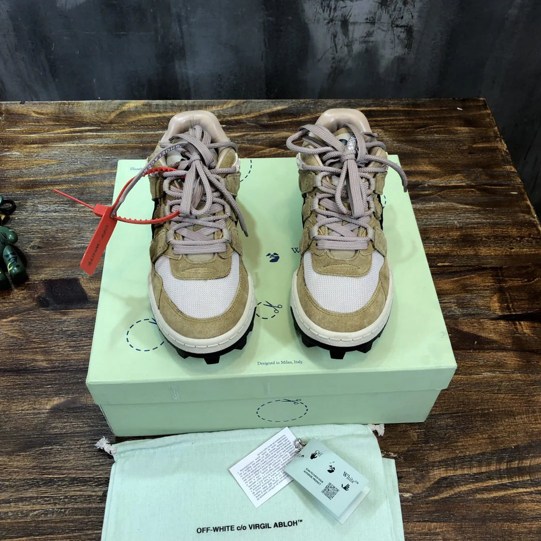 OFF WHITE SNEAKER