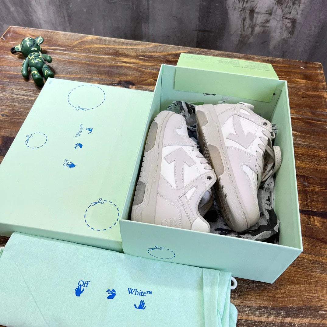 OFF WHITE SNEAKER