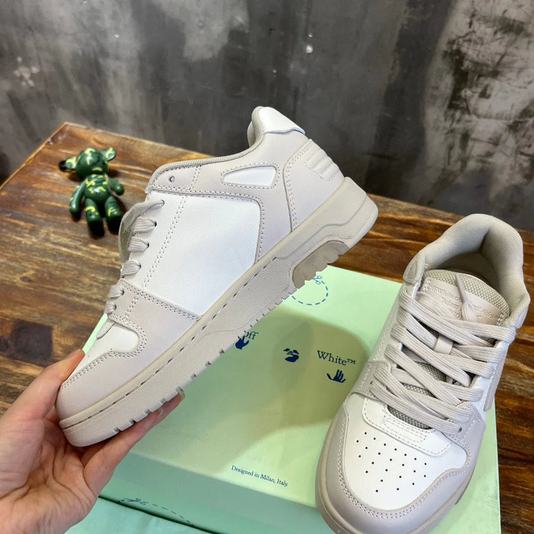 OFF WHITE SNEAKER