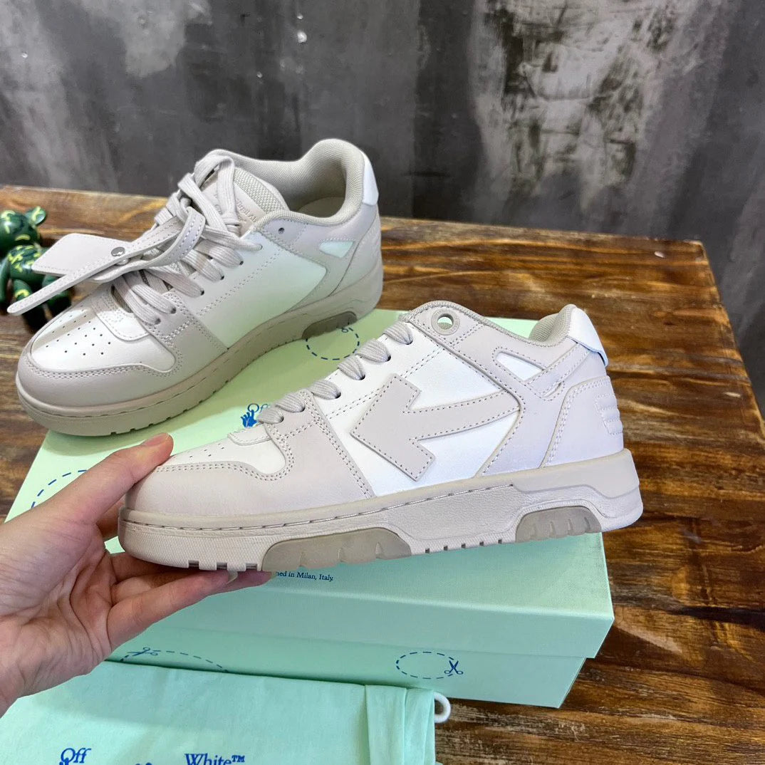 OFF WHITE SNEAKER