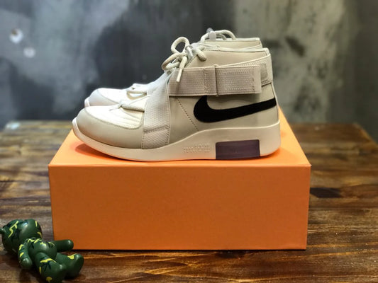 OFF WHITE SNEAKER