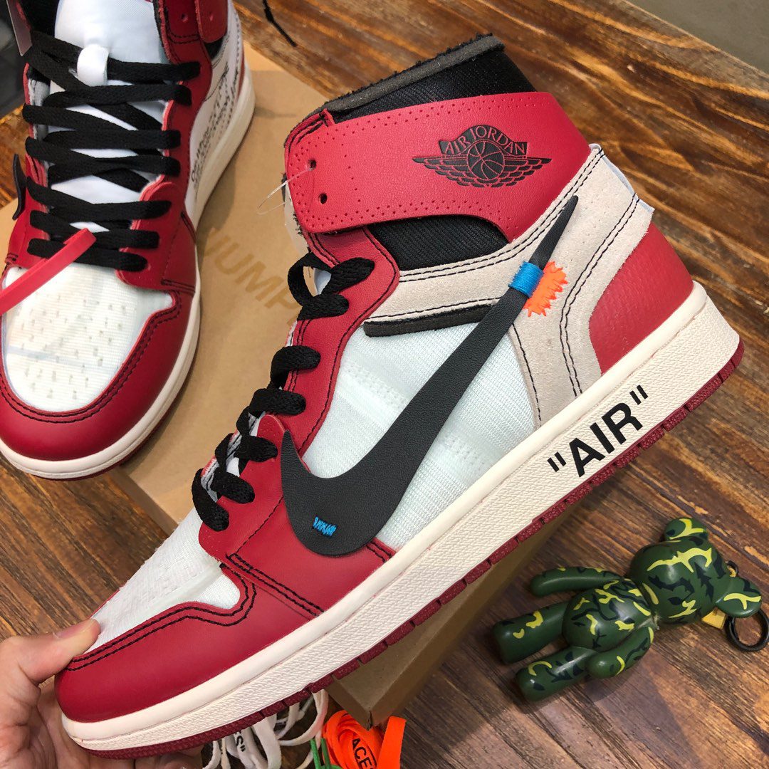 OFF WHITE SNEAKER
