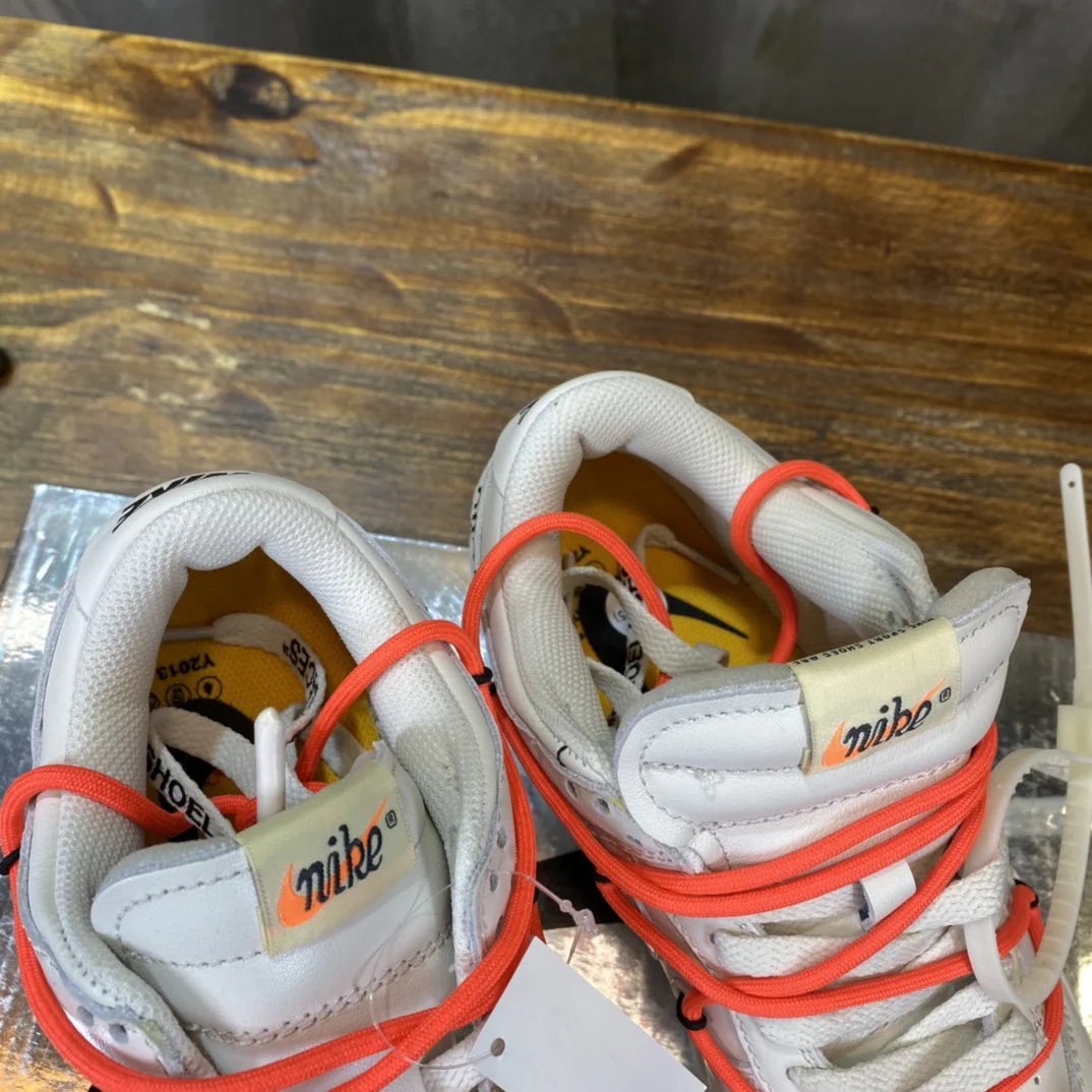 OFF WHITE SNEAKER