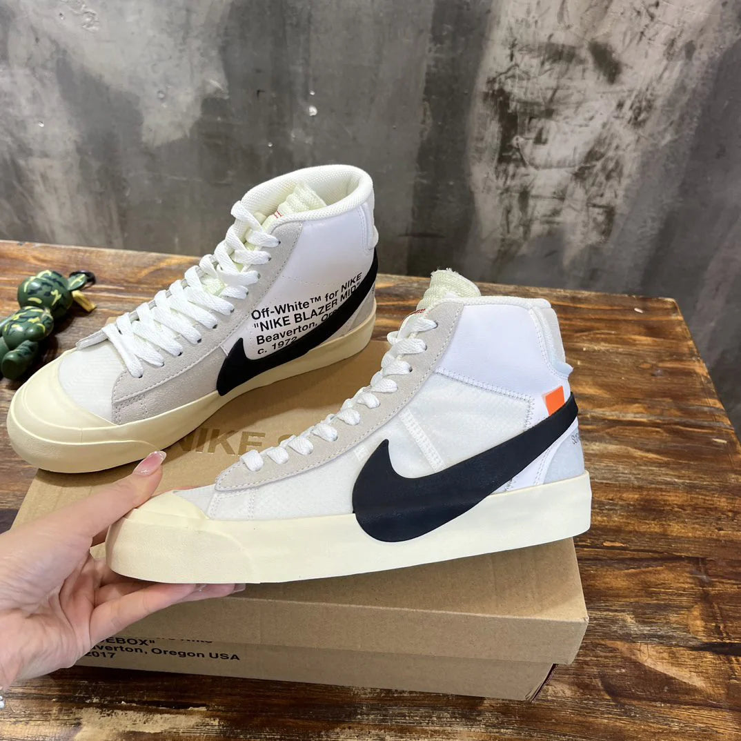 OFF WHITE SNEAKER