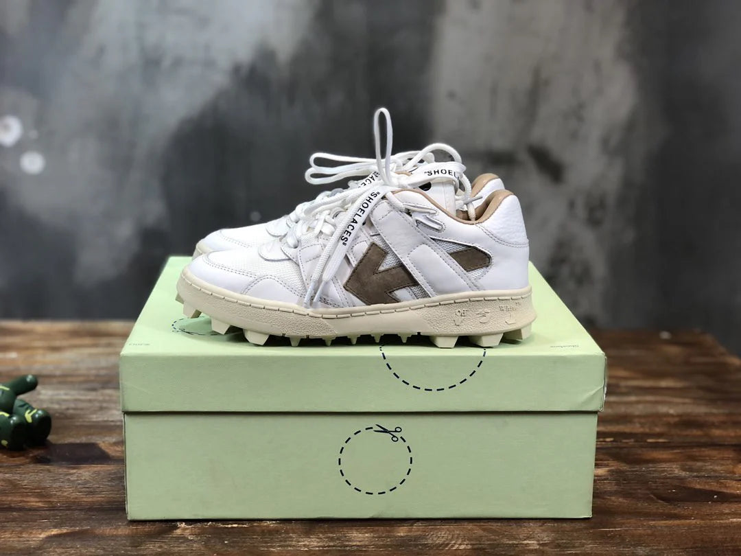 OFF WHITE SNEAKER