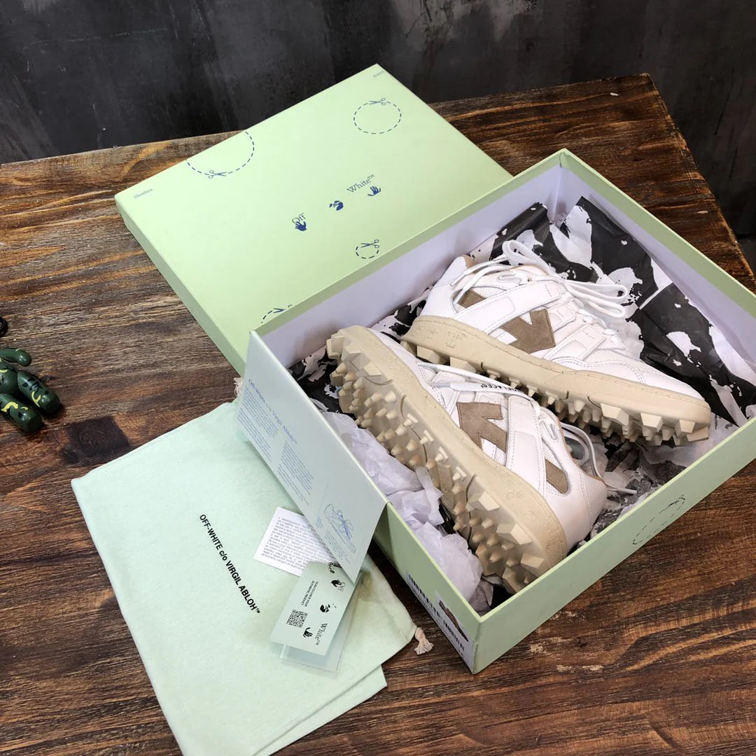 OFF WHITE SNEAKER
