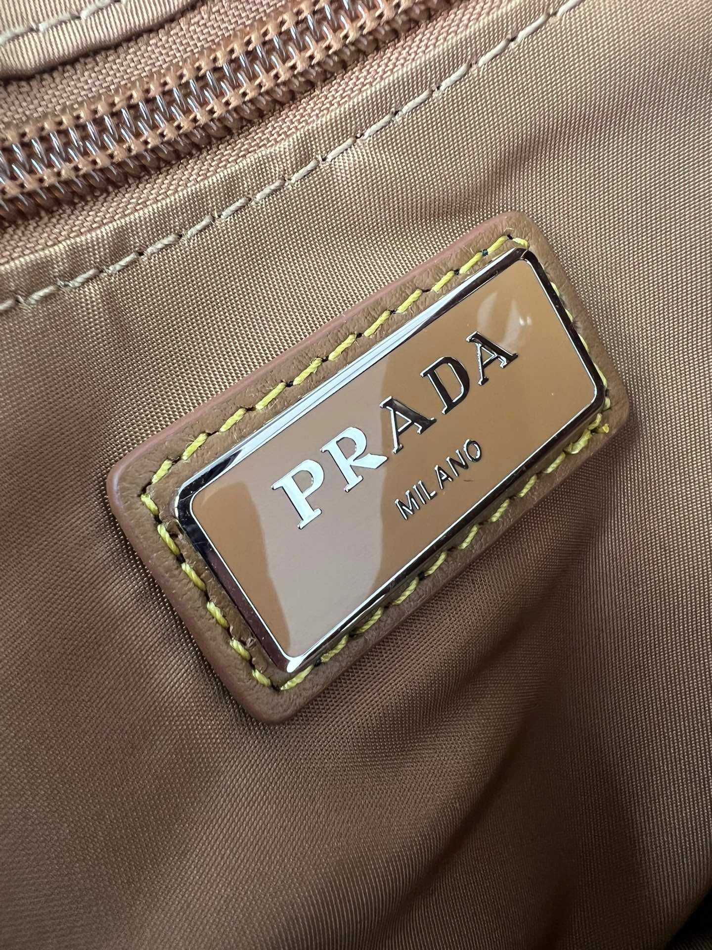 PRADA BAG