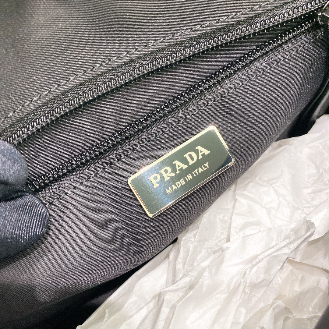 PRADA BAG