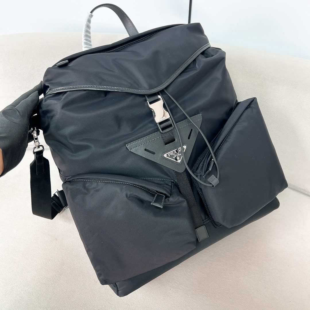 PRADA BAG