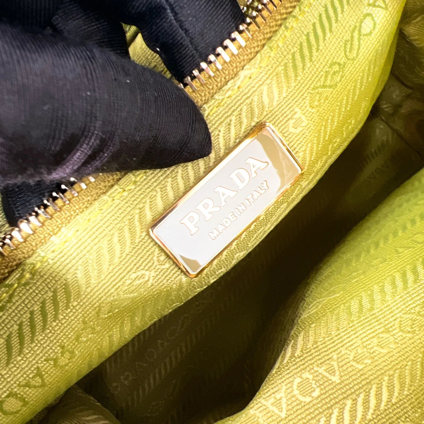 PRADA BAG