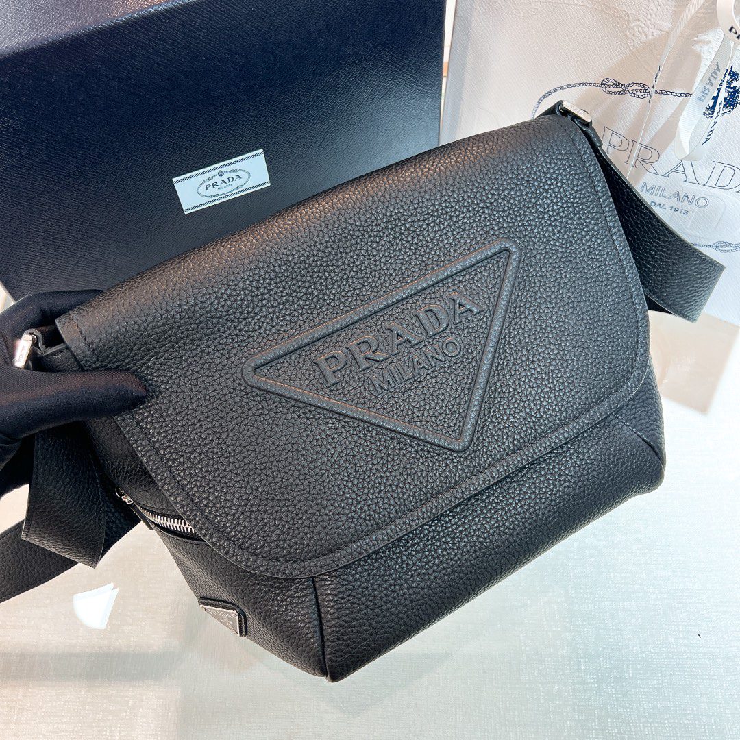PRADA BAG
