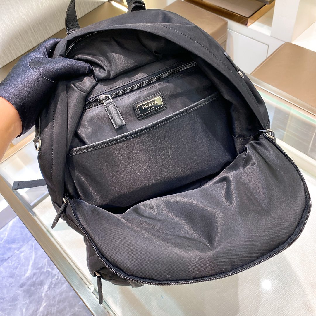 PRADA BAG