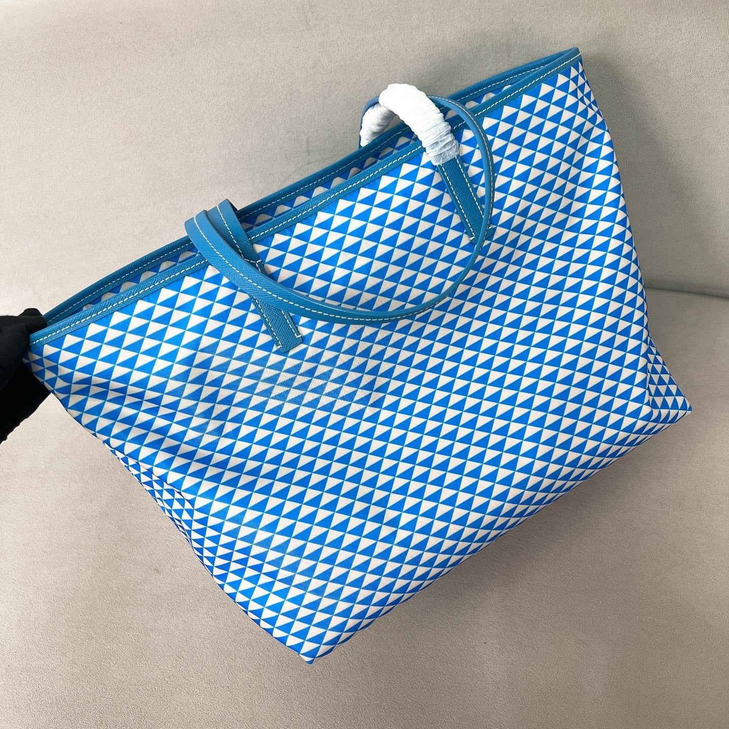 PRADA BAG