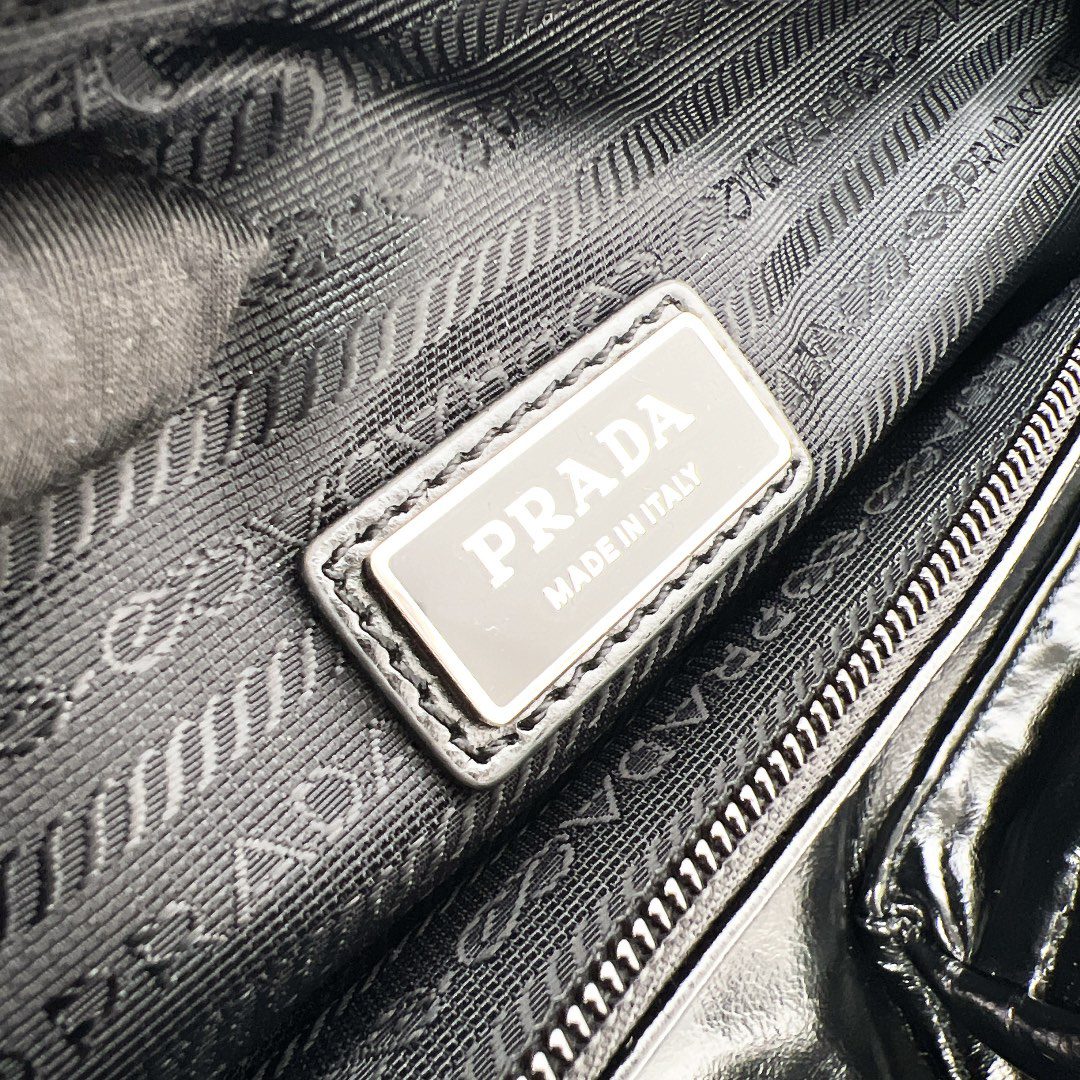 PRADA BAG