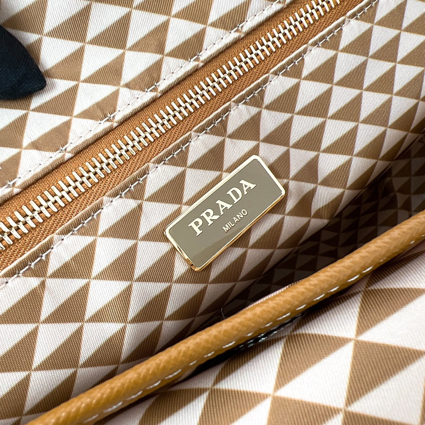 PRADA BAG