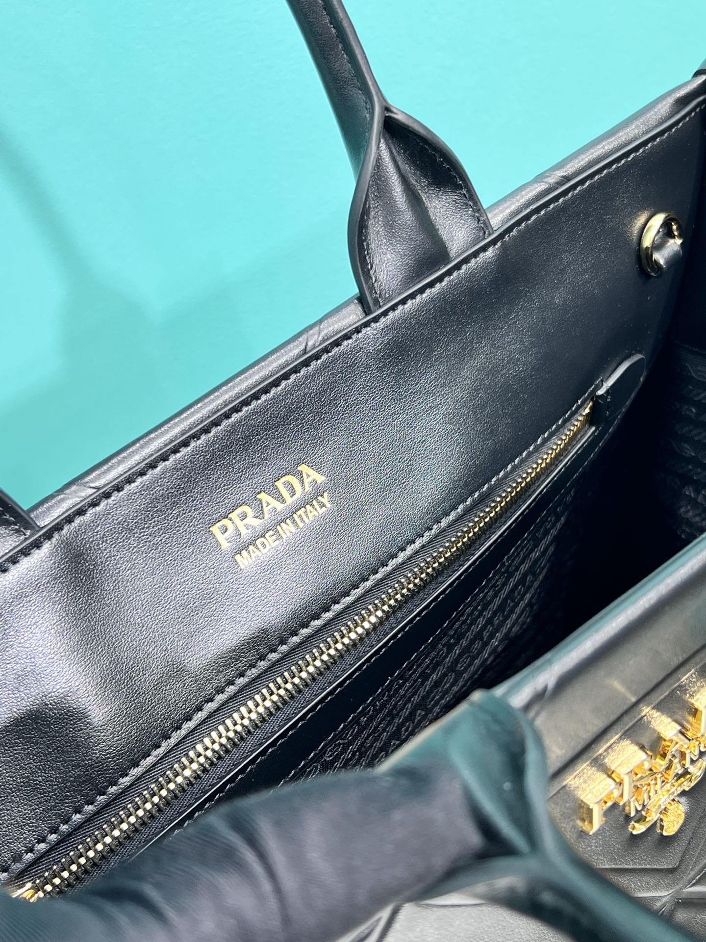 PRADA BAG