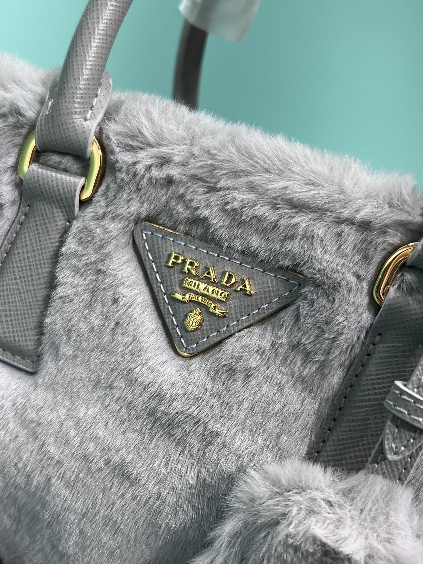 PRADA BAG