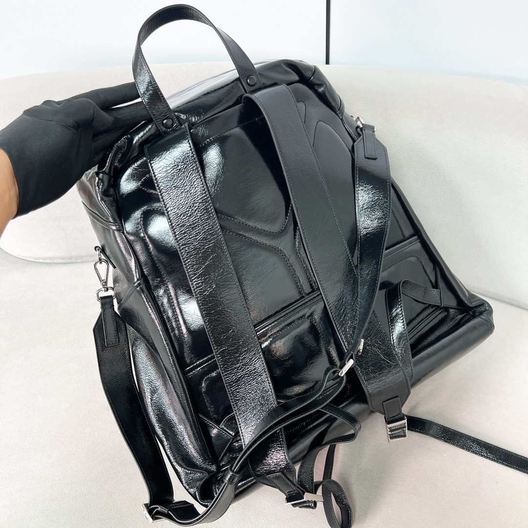 PRADA BAG
