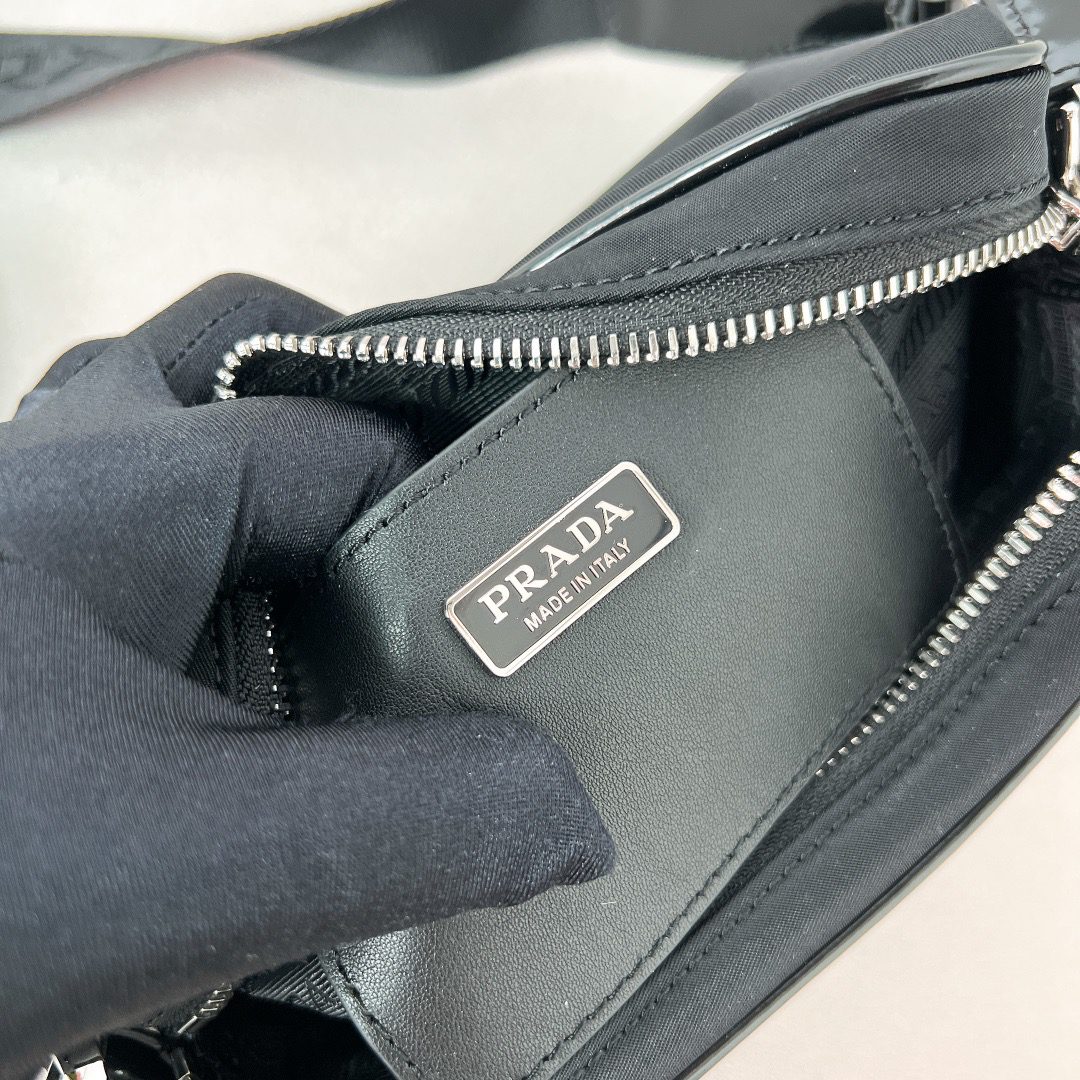 PRADA BAG