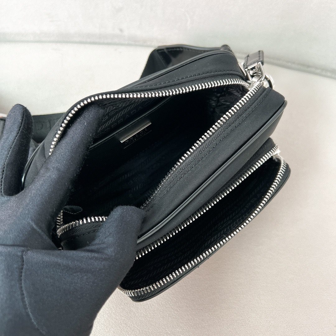 PRADA BAG