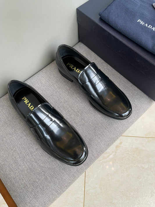 PRADA LOAFER