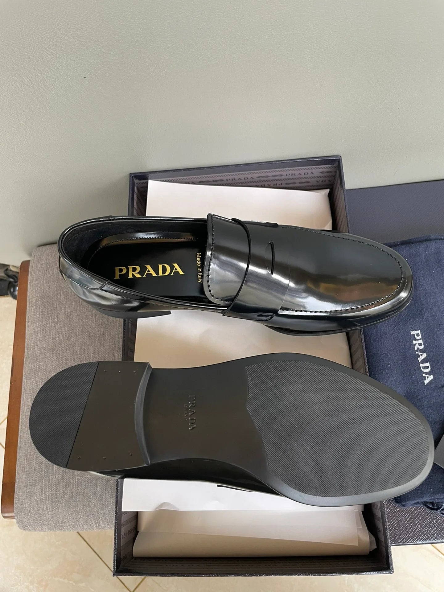 PRADA LOAFER