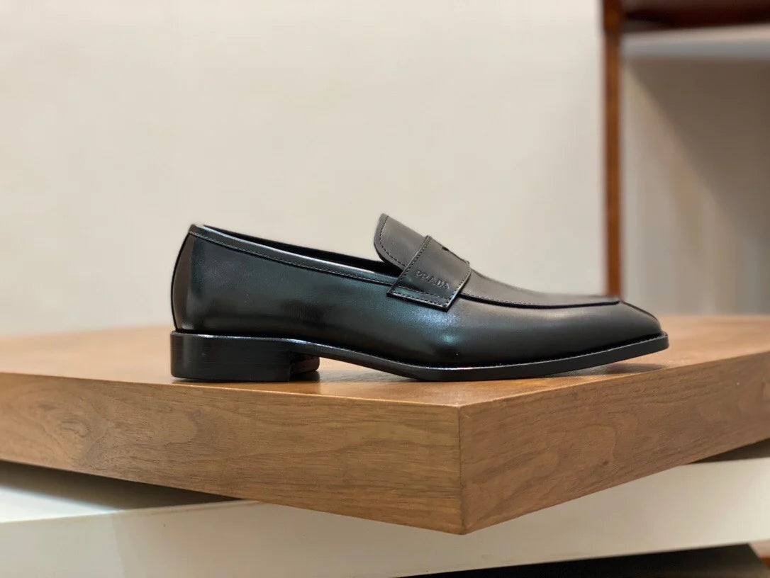 PRADA LOAFER