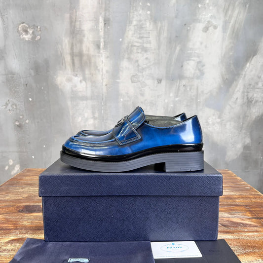 PRADA LOAFER