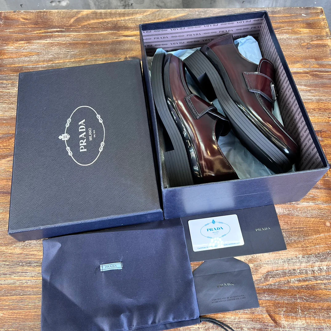 PRADA LOAFER