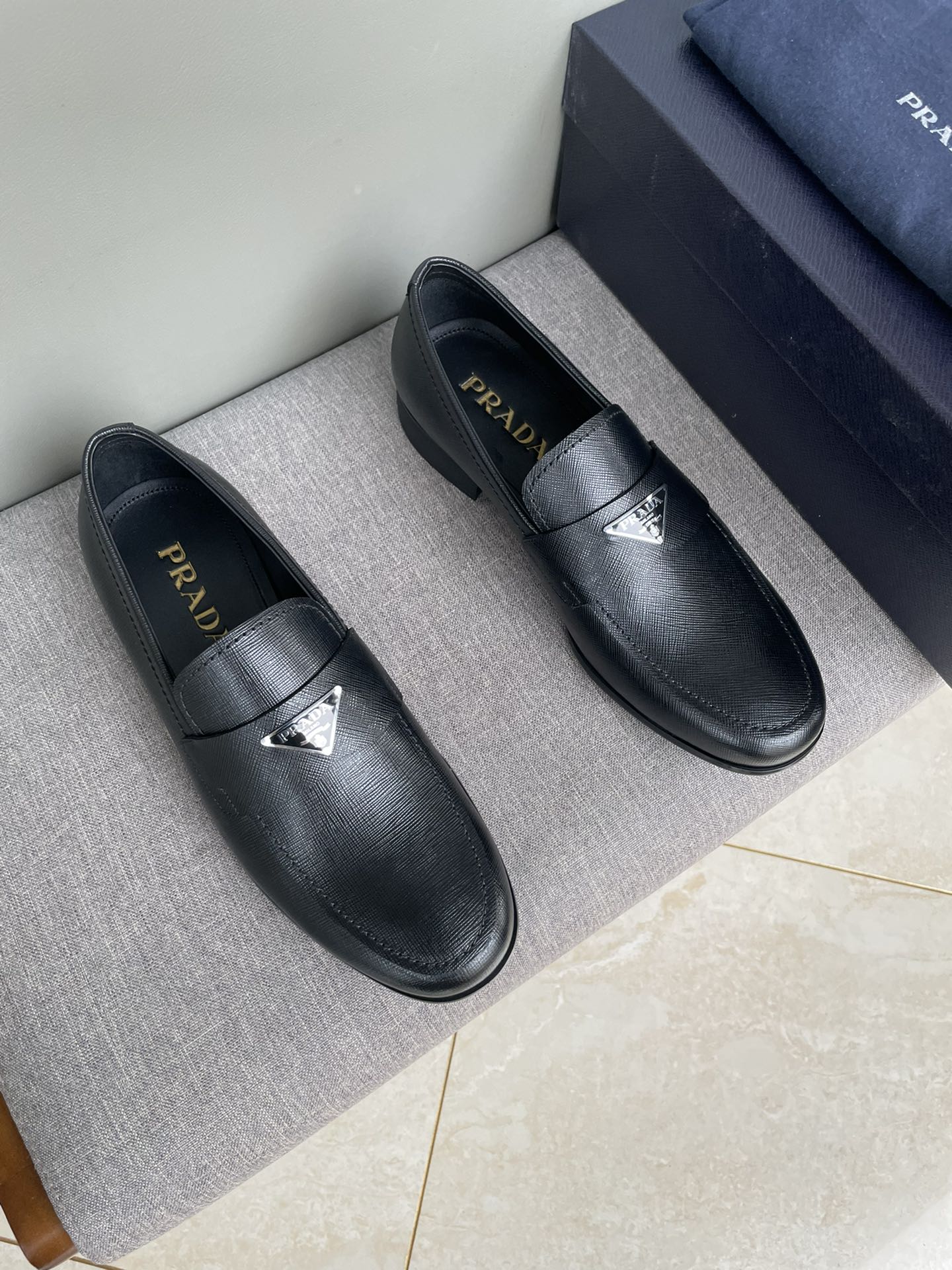 PRADA LOAFER