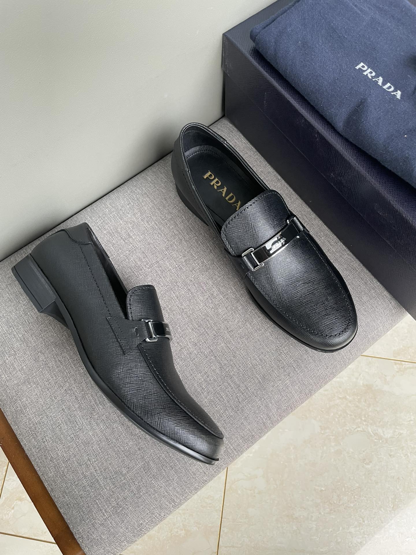 PRADA LOAFER