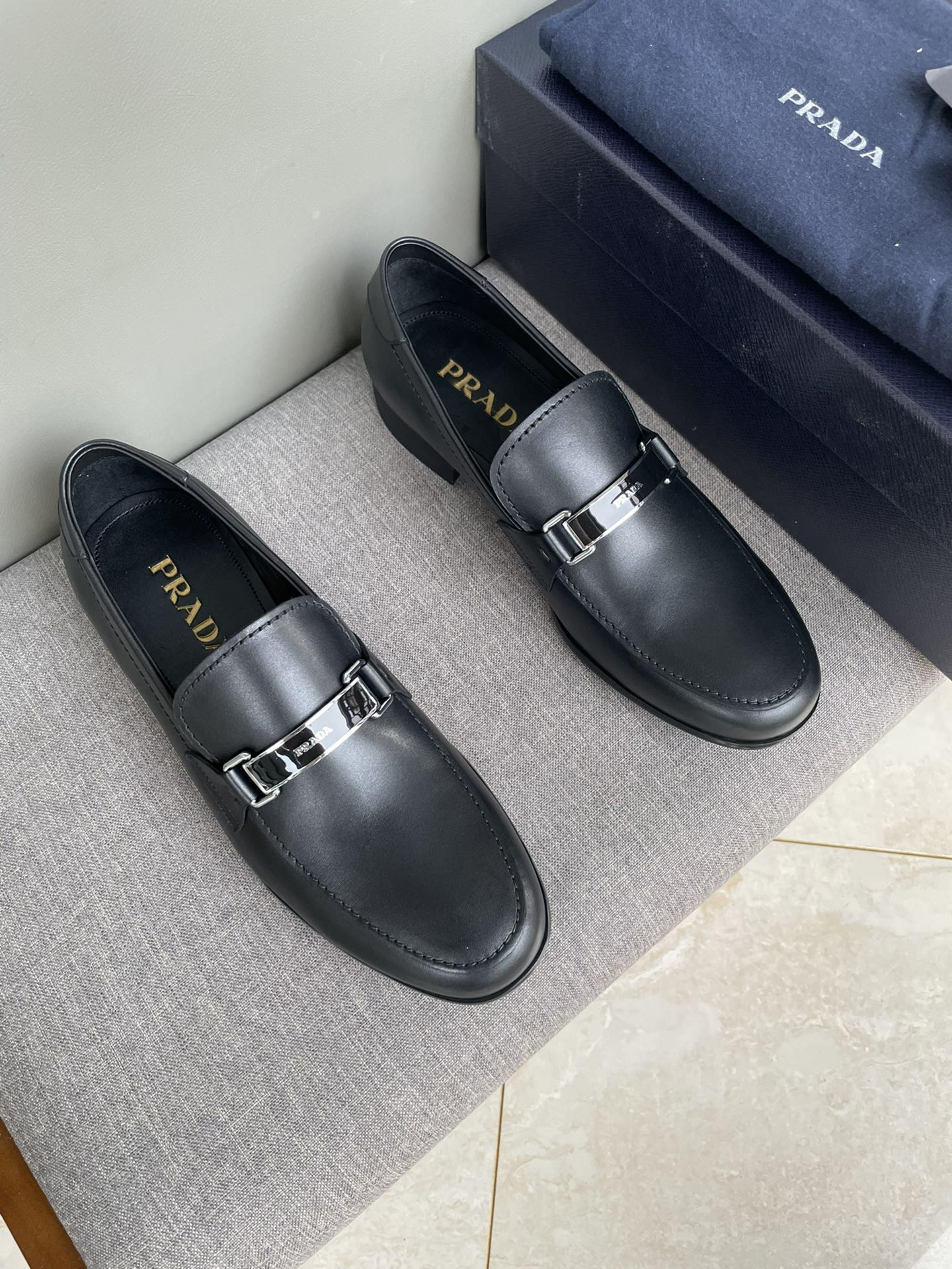 PRADA LOAFER
