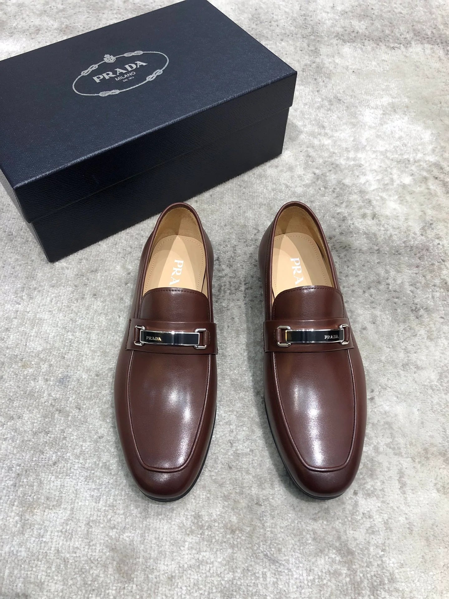 PRADA LOAFER