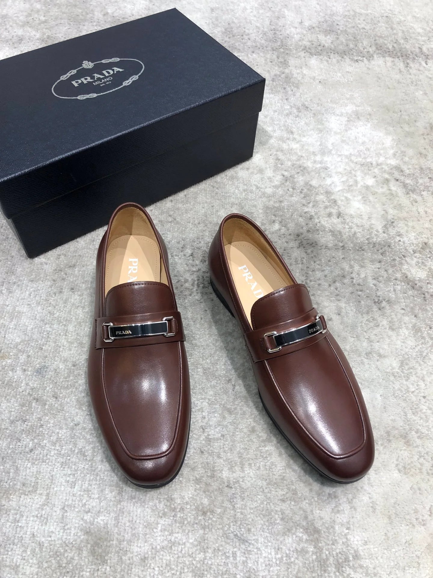 PRADA LOAFER